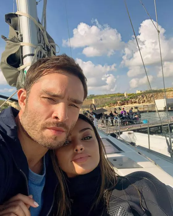 Mădălina Ghenea la filmările „Deep Fear”