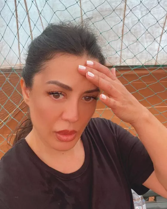 Oana Mizil 43