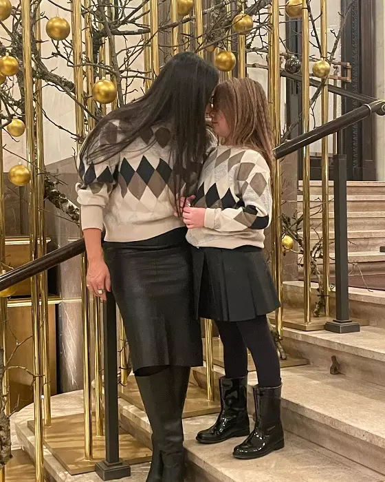 Oana Mizil si fata