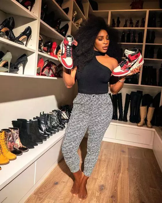 serena-williams-dressing