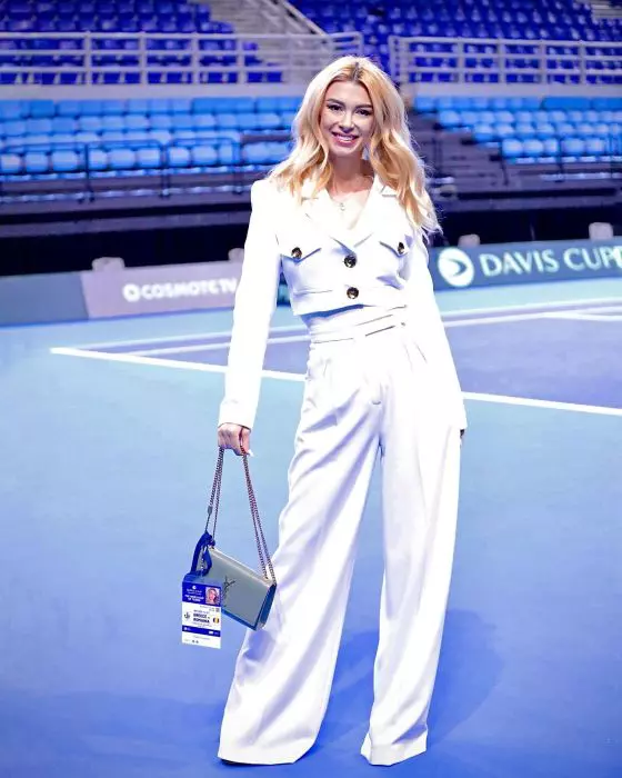 andreea-balan-pe-terenul-de-tenis