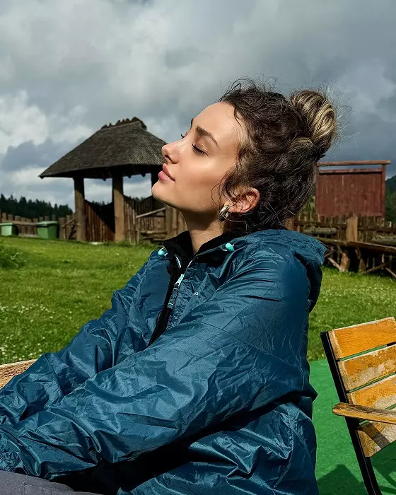 daria crisan 33