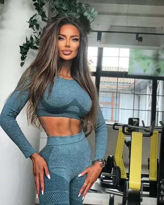 bianca dragusanu 322