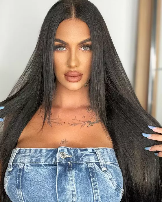 larisa lala 3345