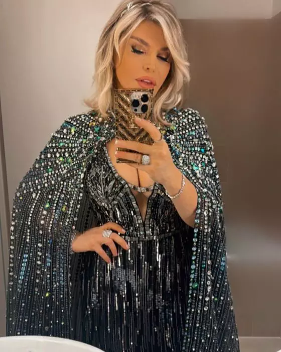 loredana tinuta 8