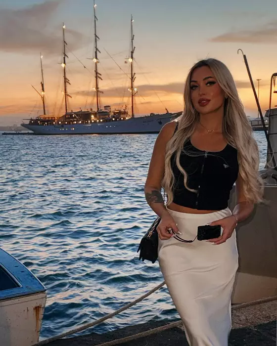 raluca zenga 45