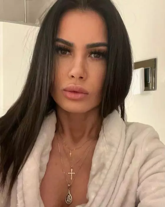 oana zavoranu 5