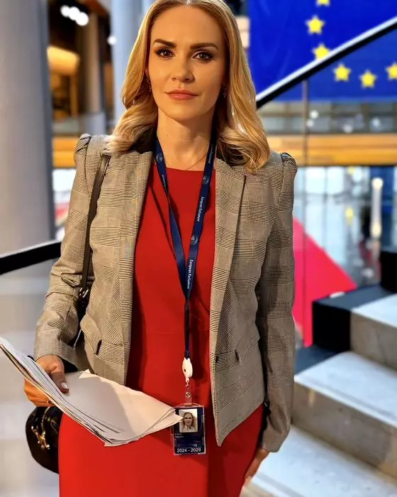 Gabriela Firea 4