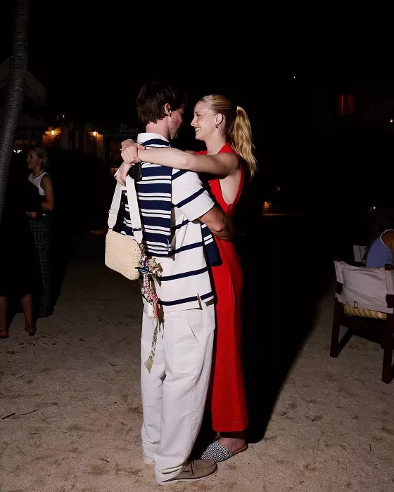 Patrick Schwarzenegger și Abby Champion 3