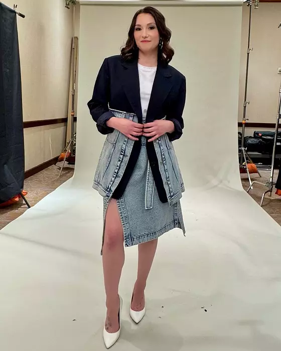 Chyler Leigh 3