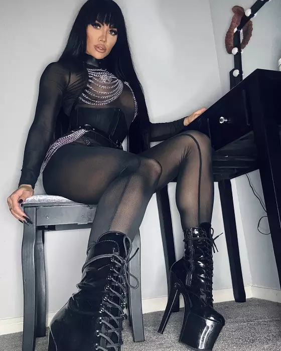 Nattasha Black 7