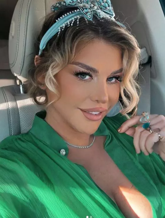 Loredana Groza, încă o apariție cu care i-a dat gata pe fani. S-a inspirat din ținutele lui Barbie. „Frumoasa României”