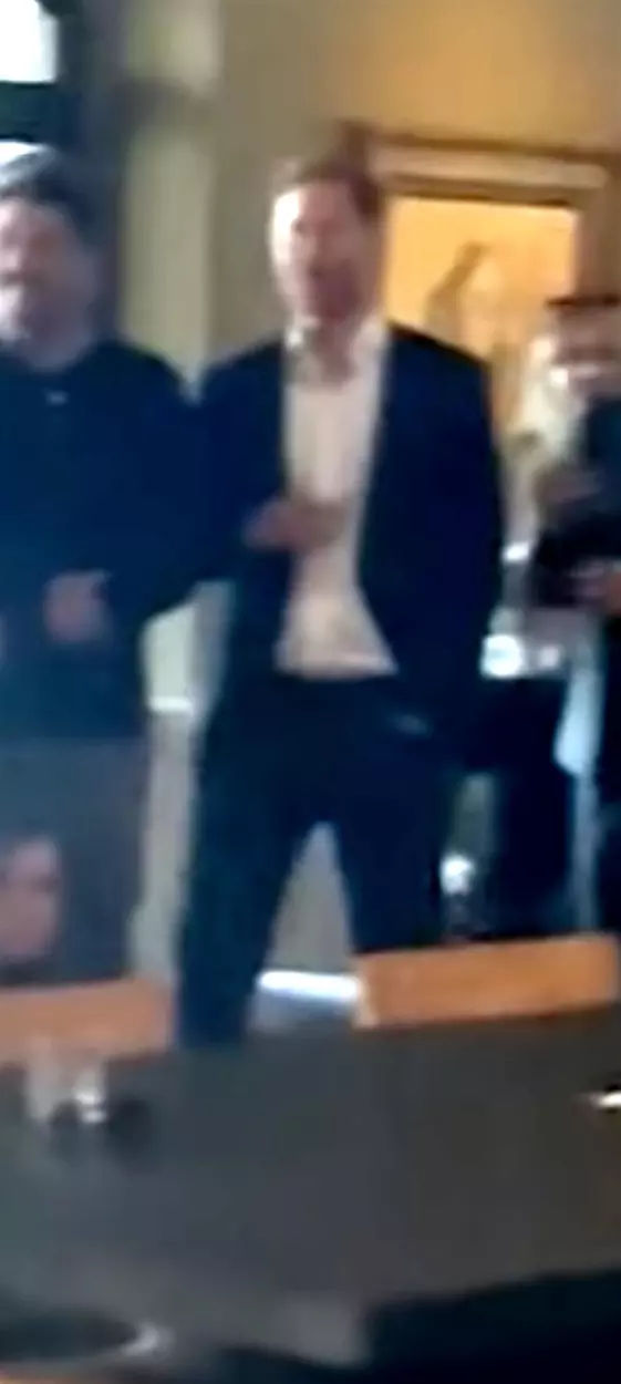 Harry și Meghan Markle, prima apariție împreună, după lansarea cărții de memorii a prințului. Cum au fost surprinși