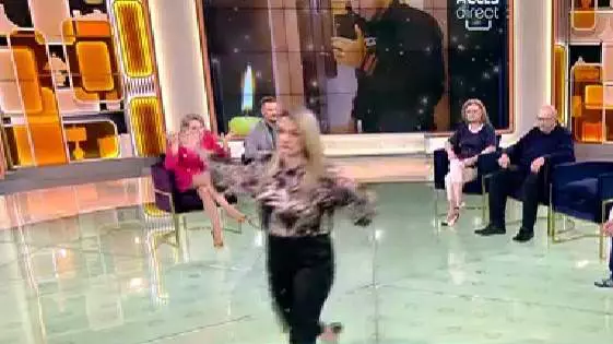 Amalia Bellantonii paraseste platoul