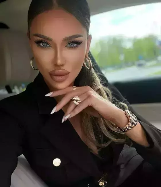 bianca-dragusanu-2-1-1-1-1