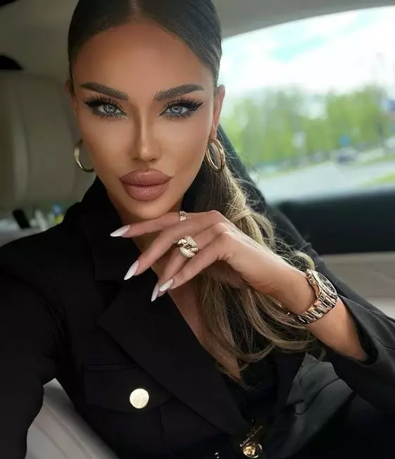 bianca-dragusanu-2-1