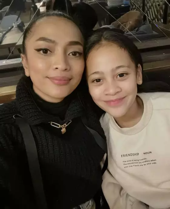 cine-e-tatal-fiicei-bellei-santiago-4