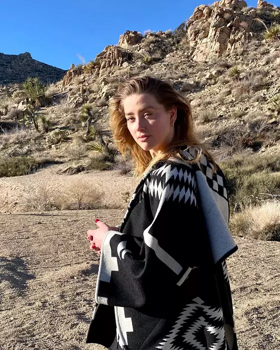 amber-heard-3