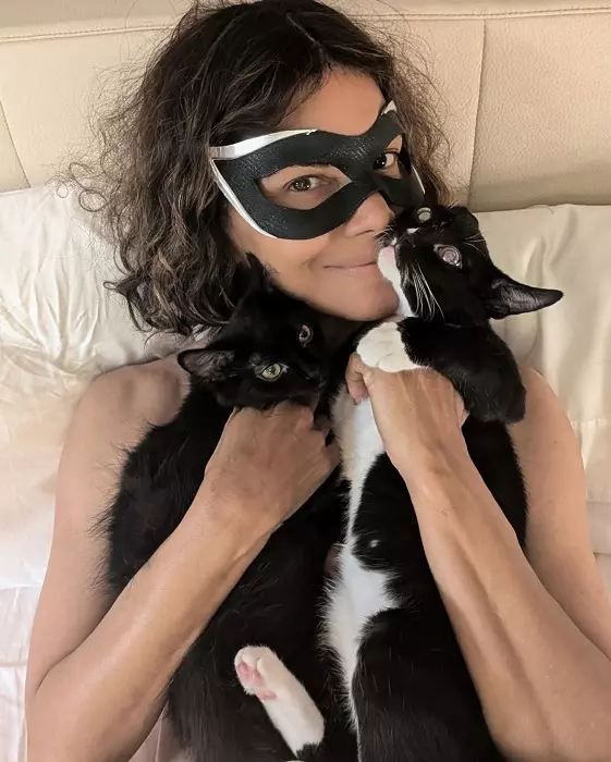 halle berry 9