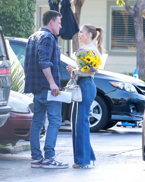 *PREMIUM-EXCLUSIVE* Ben and JLo Reunite For the First Time in Weeks amid reports the couple is headed for a split