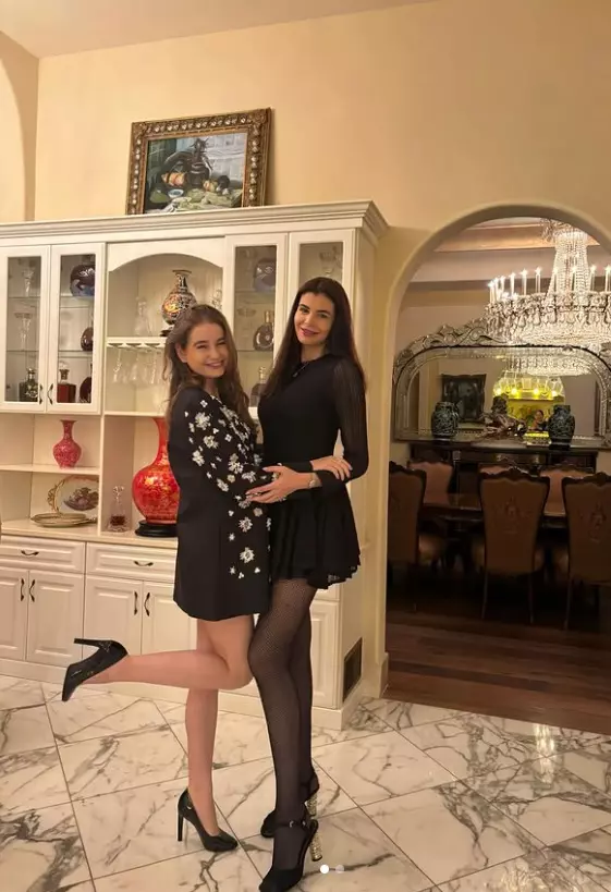 Monica Gabor si Irina Columbeanu Revelion 2026 1