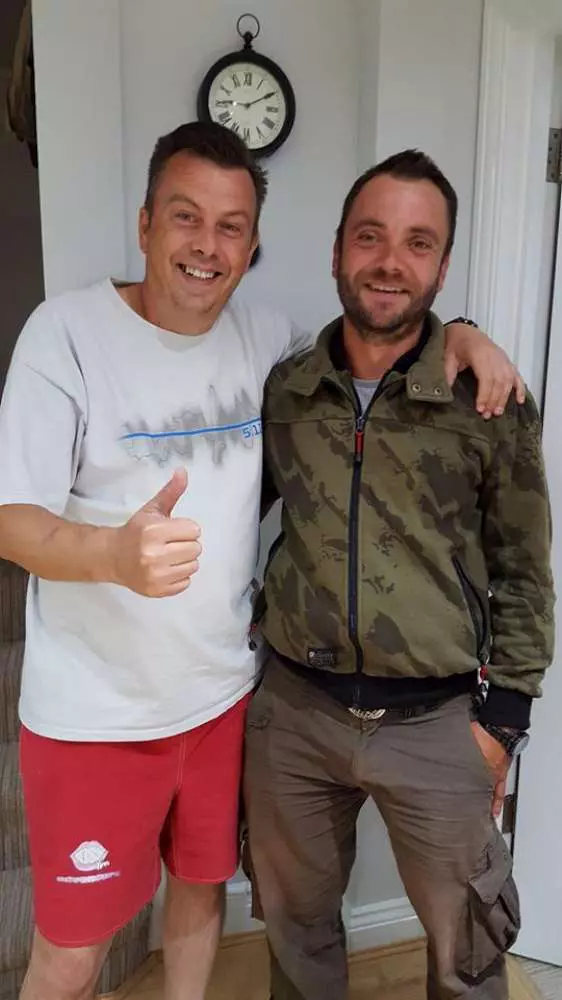 pustiu-si-Crontz-1000