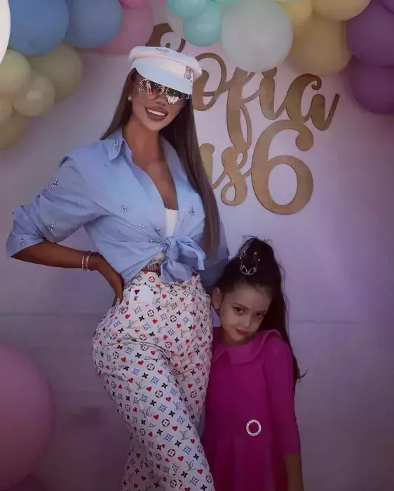 WhatsApp-Image-2022-09-25-at-7.36.42-PM-1