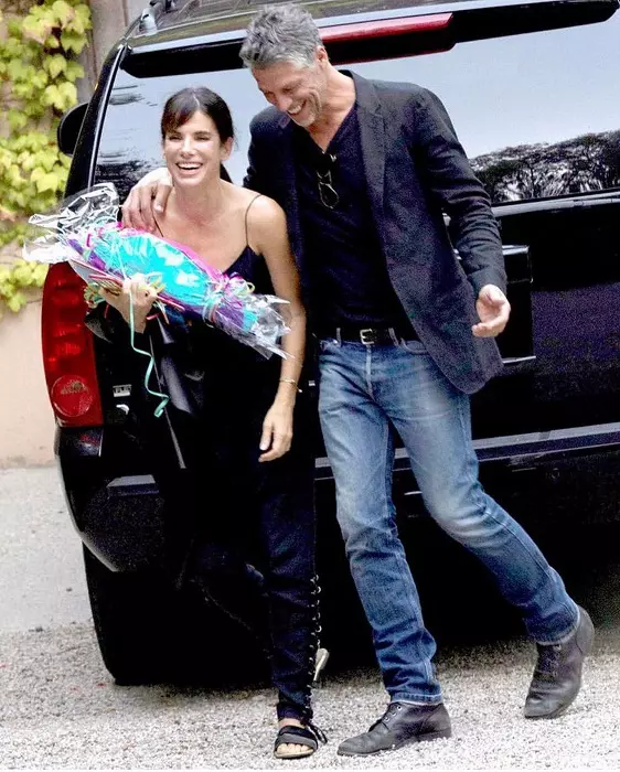 sandra bullock 85