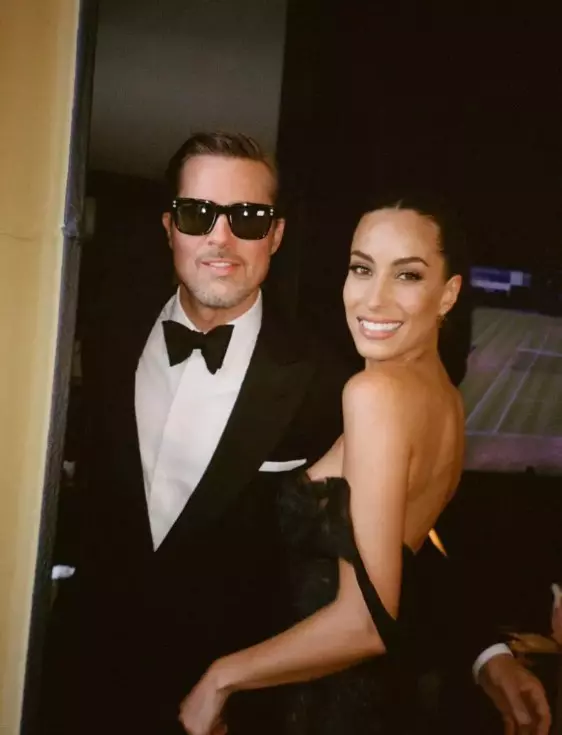 brad-pitt-ines-de-ramon-instagram-nunta-taylor-swift