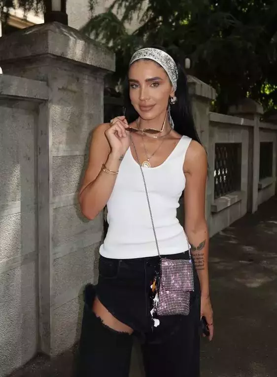 adelina pestritu2