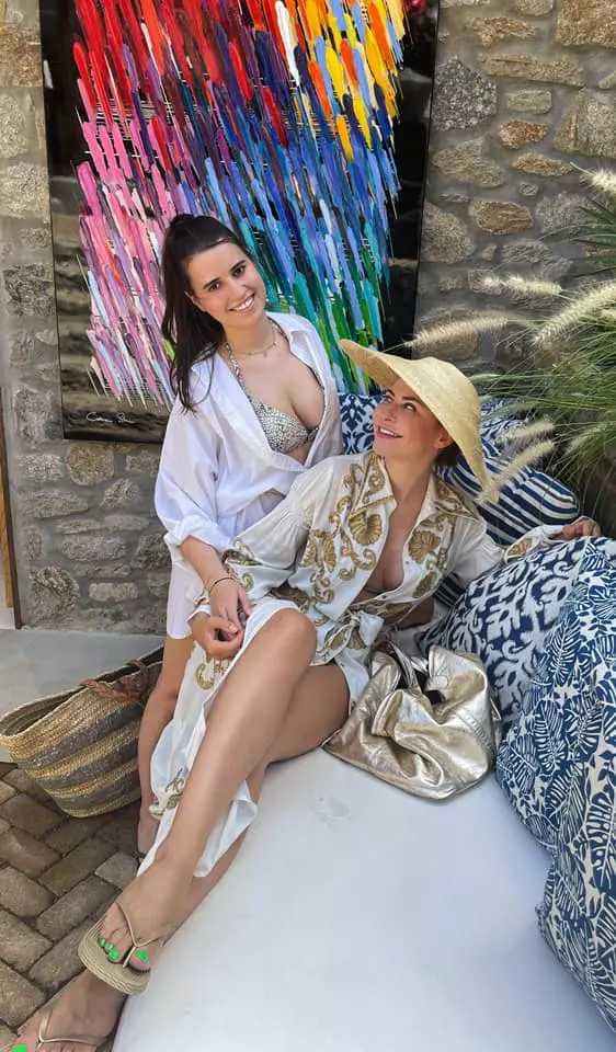 adina-buzatu-fiica-sarah-partenere-de-afaceri-2