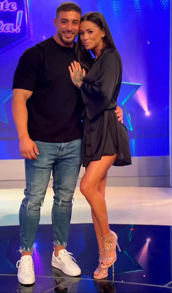 roxana-vancea-insarcinata-1