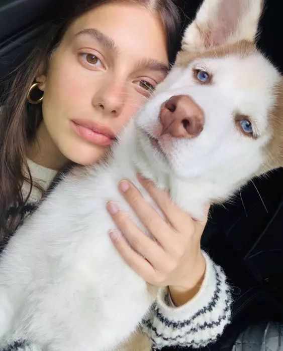 CAMILA MORRONE