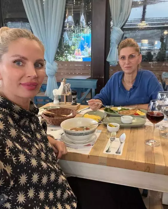 andreea-banica-si-ramona