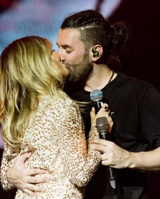 gina-si-smiley-concert