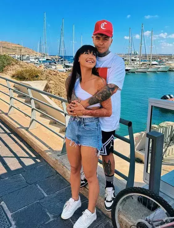 lino-golden-si-delia6-1