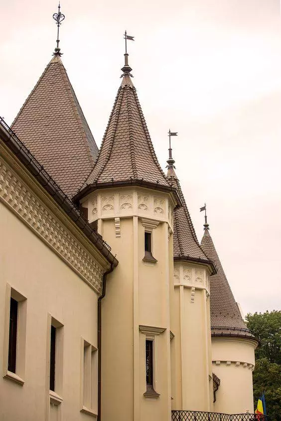 castelul Karolyi, locul din România care atrage anual peste 50.000 de turiști (1)