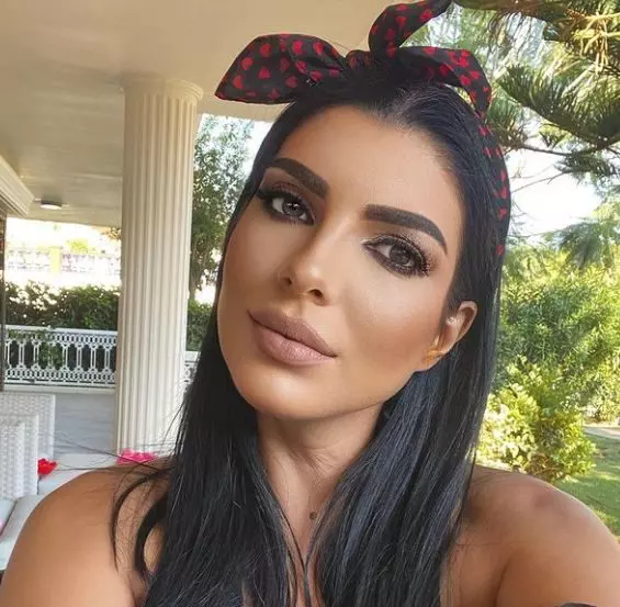 andreea-tonciu-atac-laura-giurcanu-8