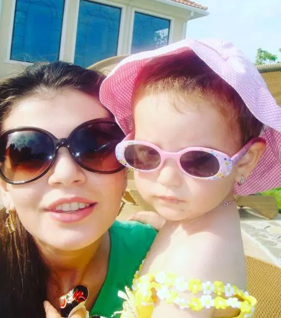 monica-gabor-si-irina-viata-lux-8