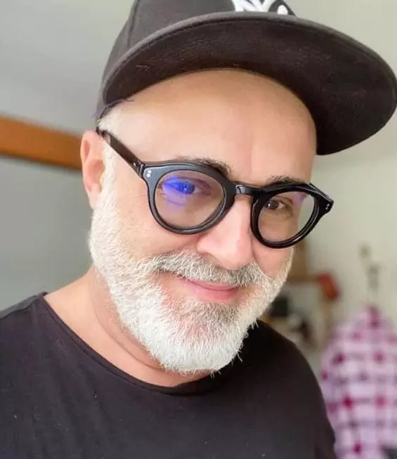 adrian-oianu-se-insoara-3