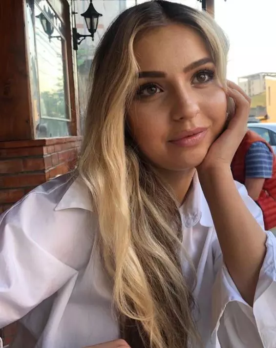 Mihaela-Galani-a-murit-4