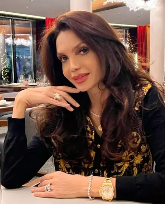 cristina spatar 6