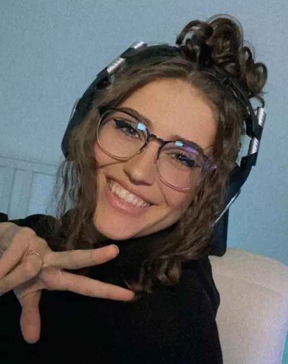 stefania-stefan-survivor-5