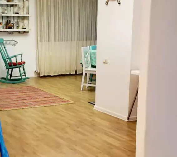 9. Andreea și Cabral Ibacka au decis să-și vândă apartamentul de la mare