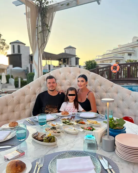 Andreea Tonciu, daniel niculescu si rebecca