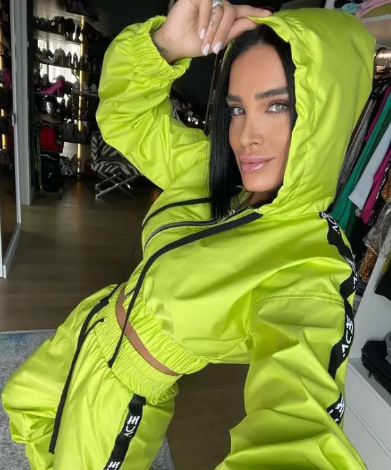 adelina-pestritu-s-a-operat-5