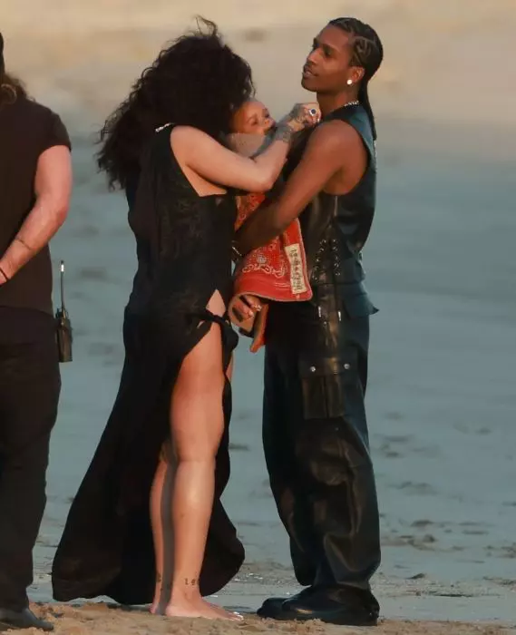 Rihanna cu fiul ei