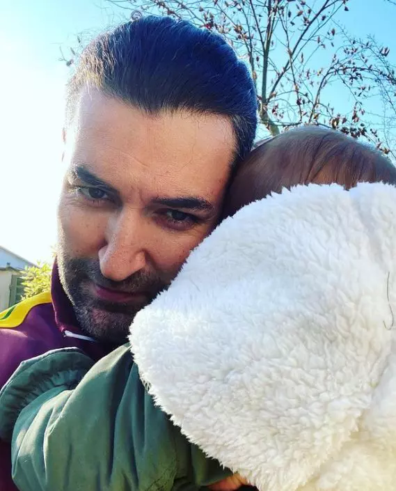 gina-pistol-smiley-vacanta-6