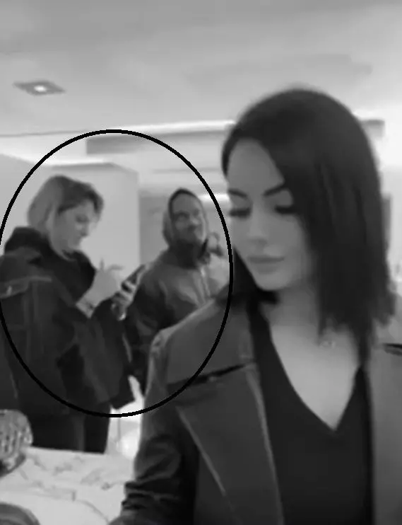 romanca-kanye-west-2