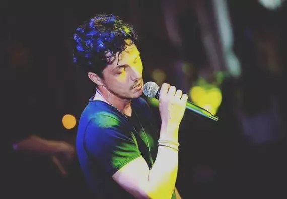 Uddi a devenit tată (5)